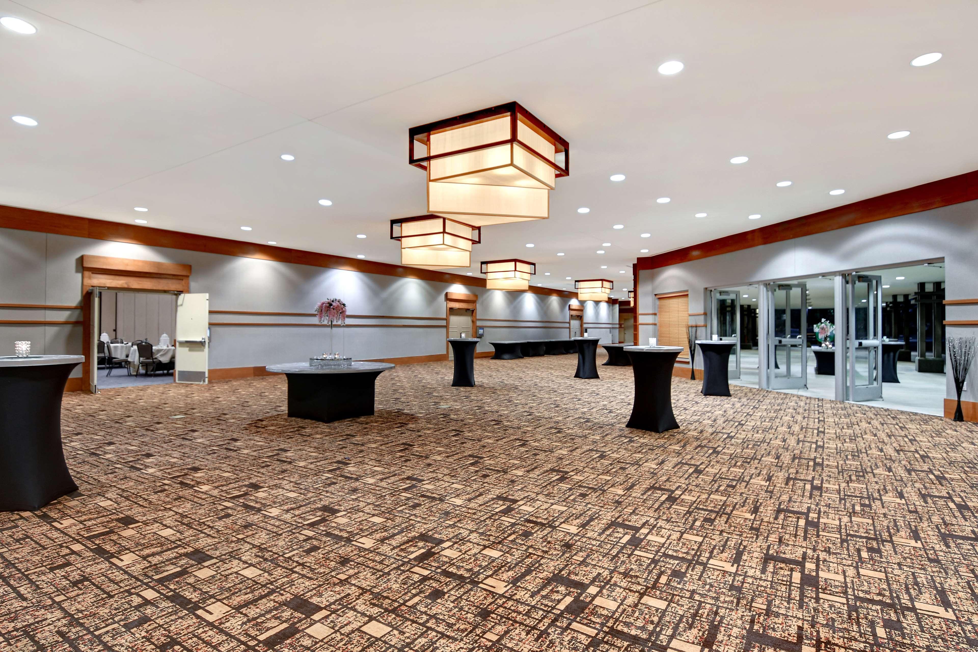 Doubletree By Hilton Phoenix- Tempe Exterior photo