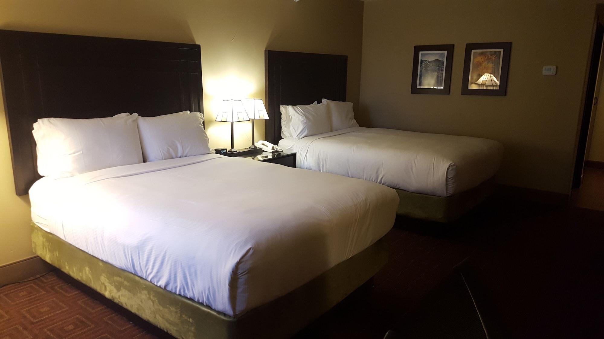 Doubletree By Hilton Phoenix- Tempe Exterior photo